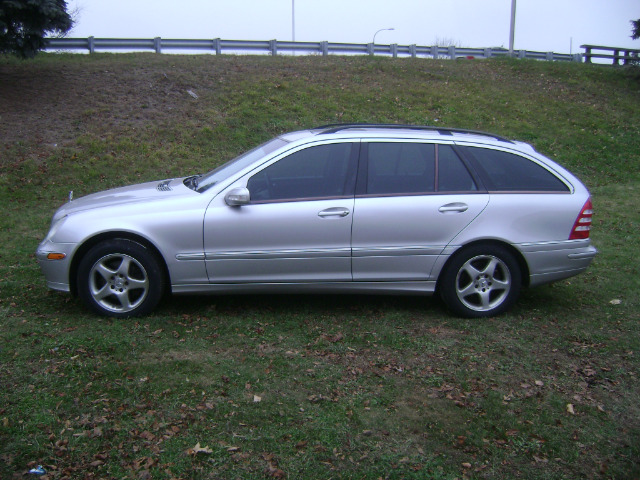 Mercedes-Benz C-Class 2002 photo 1