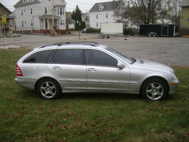 Mercedes-Benz C-Class 2002 photo 4