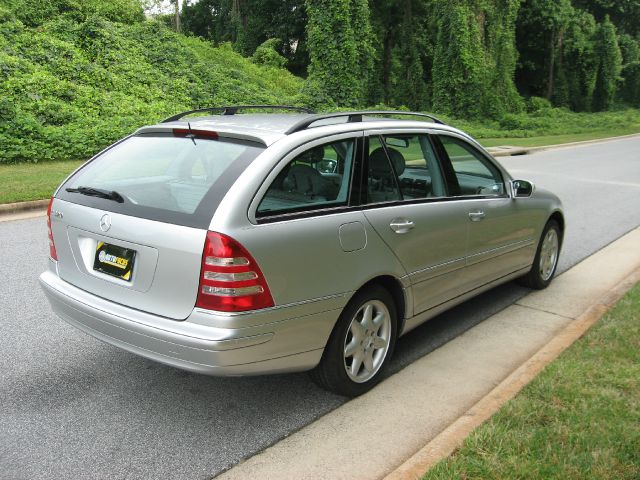 Mercedes-Benz C-Class Series 4 Wagon