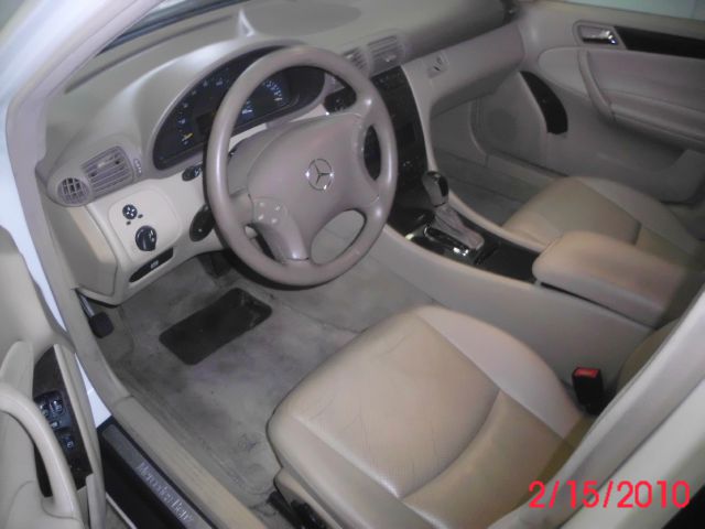 Mercedes-Benz C-Class E-350 Super Duty 158 WB DRW Sedan