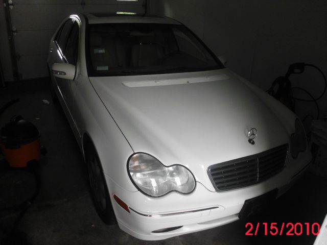 Mercedes-Benz C-Class 2003 photo 3