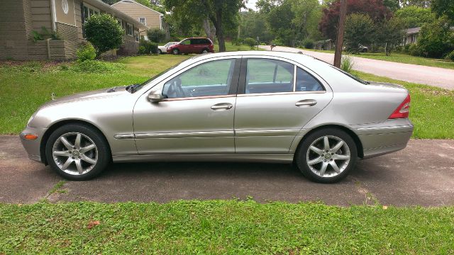 Mercedes-Benz C-Class 2003 photo 1