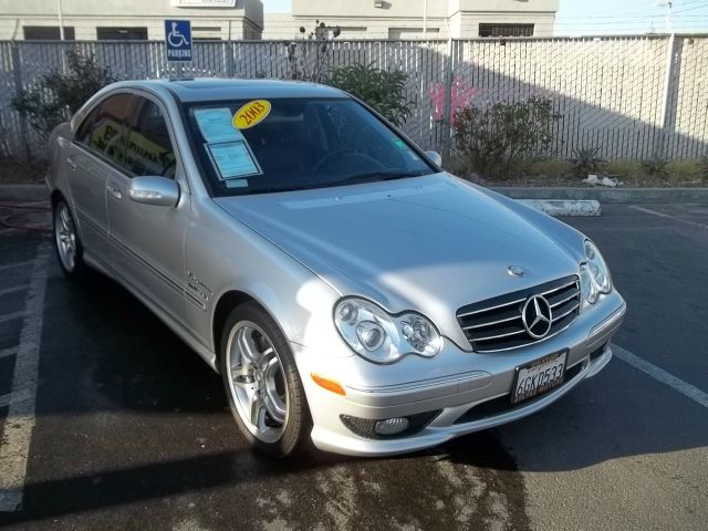 Mercedes-Benz C-Class 2003 photo 2