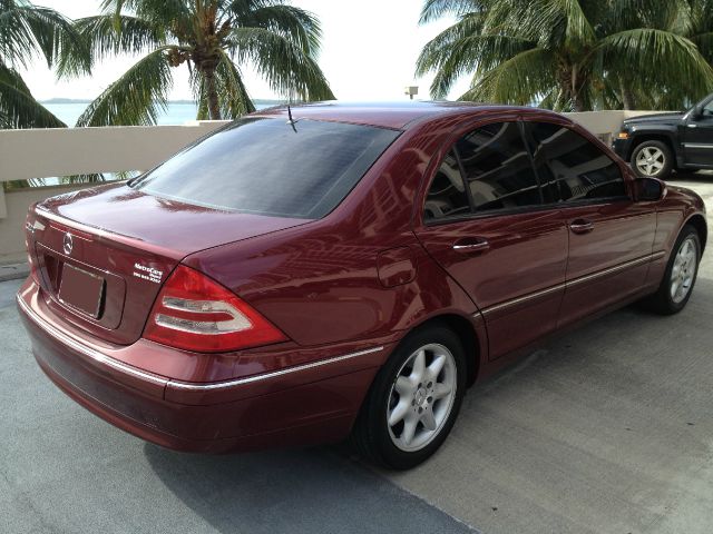 Mercedes-Benz C-Class E-350 Super Duty 158 WB DRW Sedan