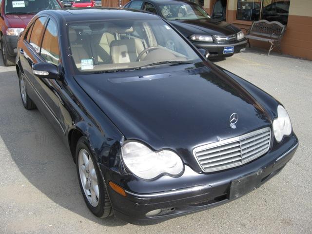 Mercedes-Benz C-Class 2003 photo 1