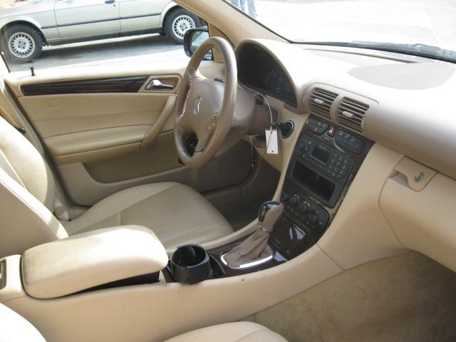 Mercedes-Benz C-Class 2003 photo 4