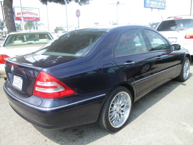Mercedes-Benz C-Class 2003 photo 1