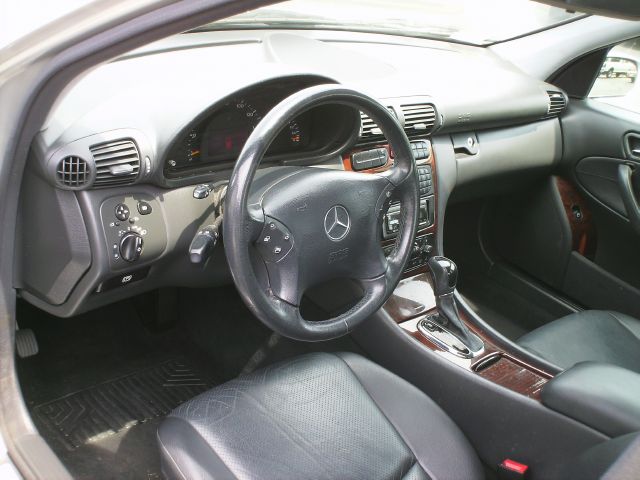 Mercedes-Benz C-Class 2003 photo 0