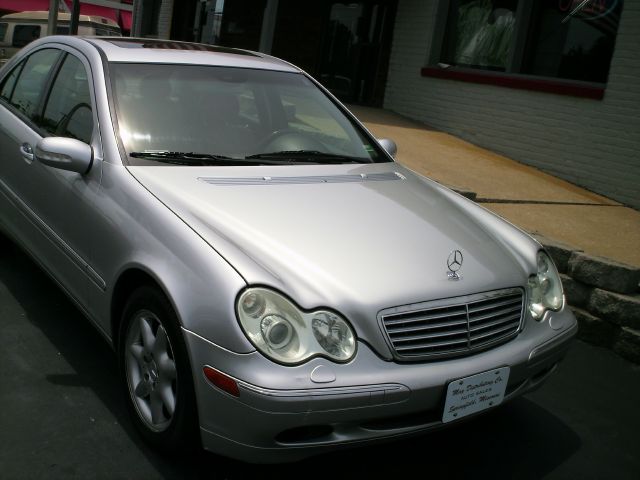 Mercedes-Benz C-Class 2003 photo 16