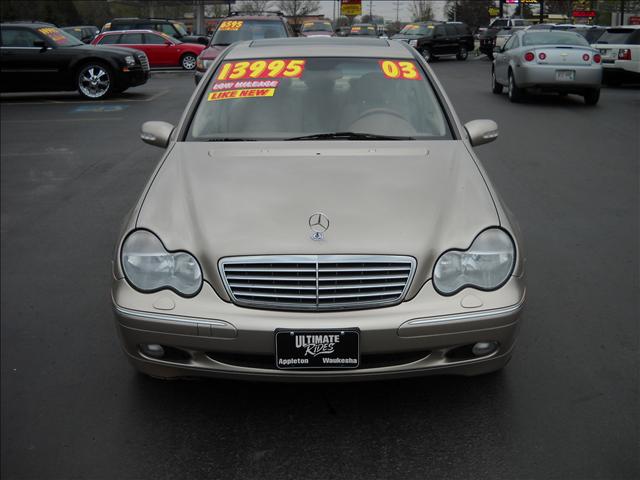 Mercedes-Benz C-Class 2003 photo 3