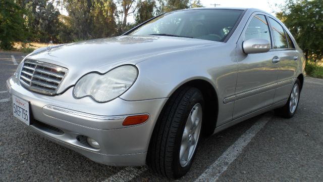 Mercedes-Benz C-Class 2003 photo 4