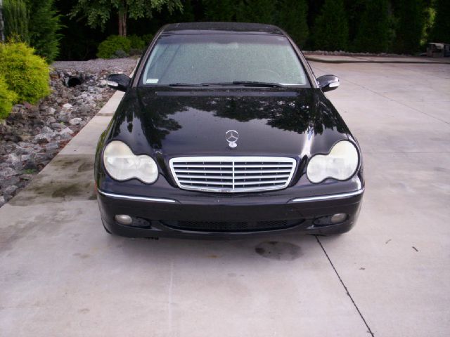 Mercedes-Benz C-Class 2004 photo 4