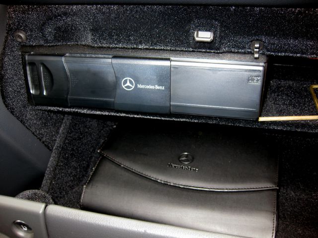 Mercedes-Benz C-Class 2004 photo 0