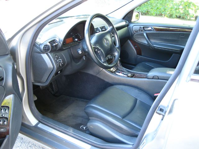 Mercedes-Benz C-Class 2004 photo 4