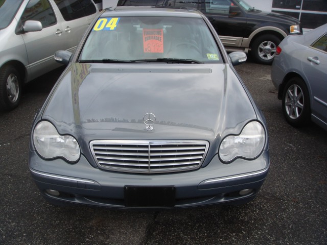 Mercedes-Benz C-Class 2004 photo 1