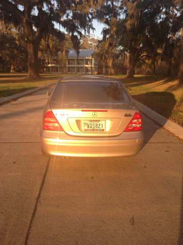 Mercedes-Benz C-Class 2004 photo 3