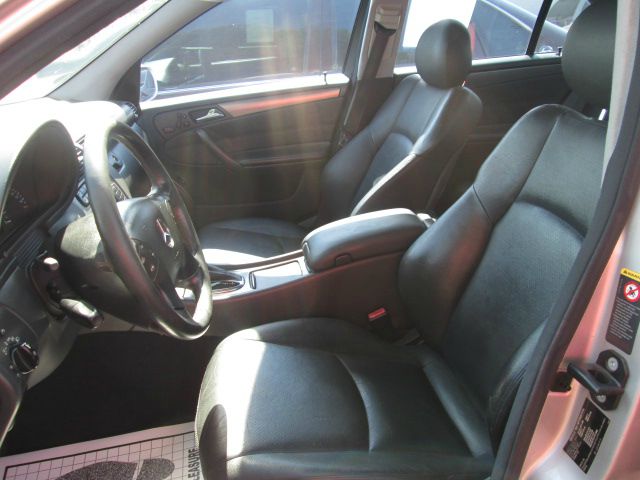 Mercedes-Benz C-Class 2004 photo 3