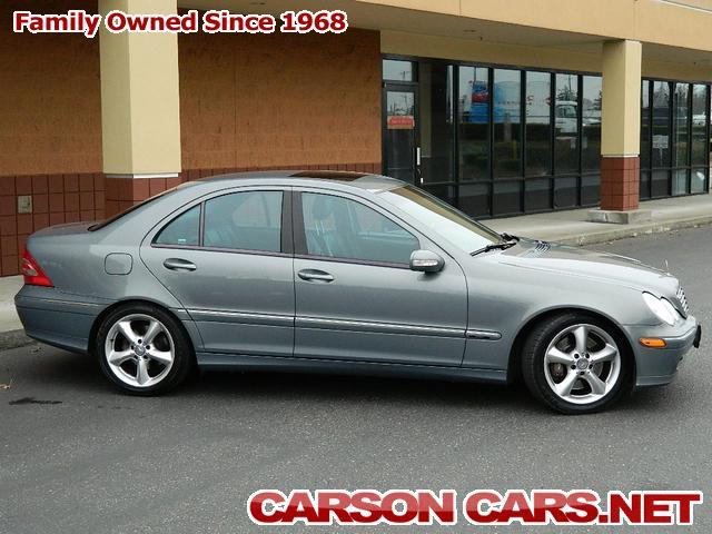 Mercedes-Benz C-Class 2004 photo 1