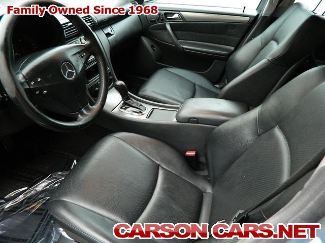 Mercedes-Benz C-Class 2004 photo 3