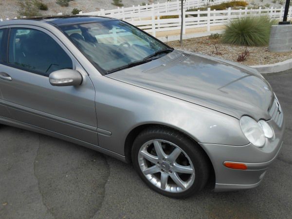 Mercedes-Benz C-Class 2004 photo 3