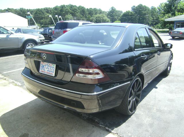 Mercedes-Benz C-Class 2004 photo 3