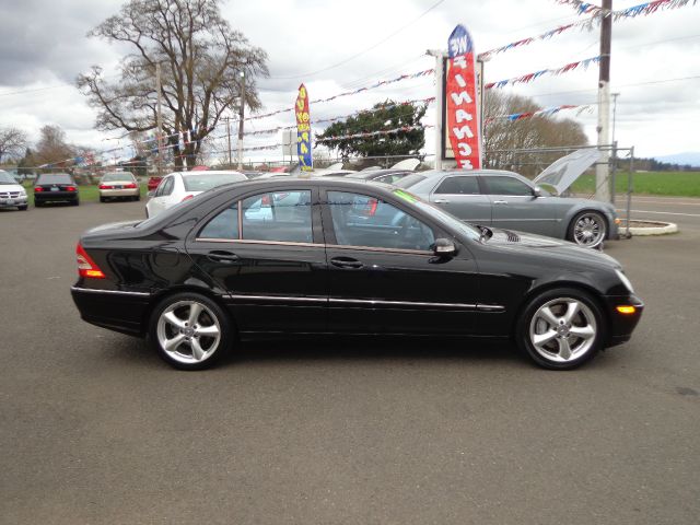 Mercedes-Benz C-Class 2004 photo 3