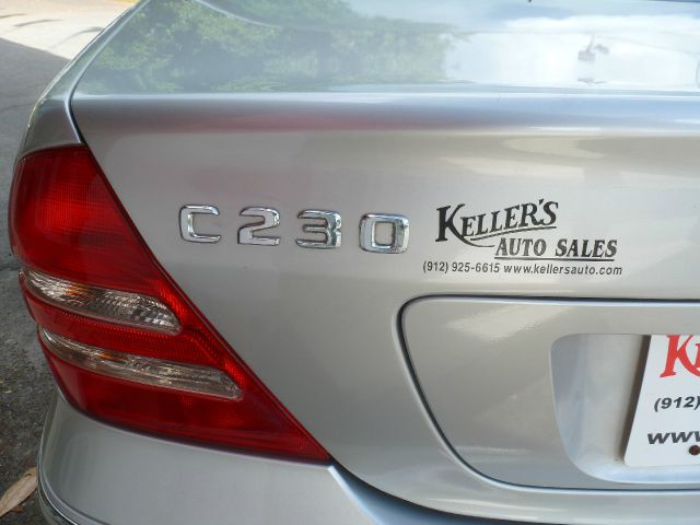 Mercedes-Benz C-Class 2004 photo 1