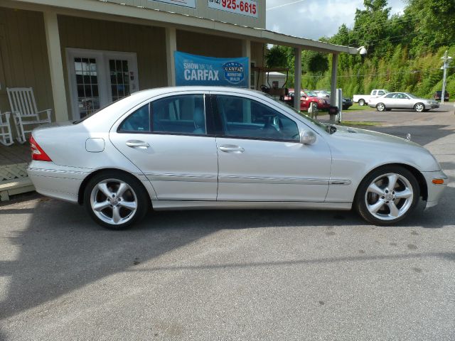 Mercedes-Benz C-Class 2004 photo 10
