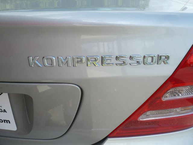 Mercedes-Benz C-Class 2004 photo 20