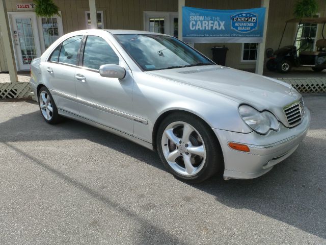 Mercedes-Benz C-Class 2004 photo 21