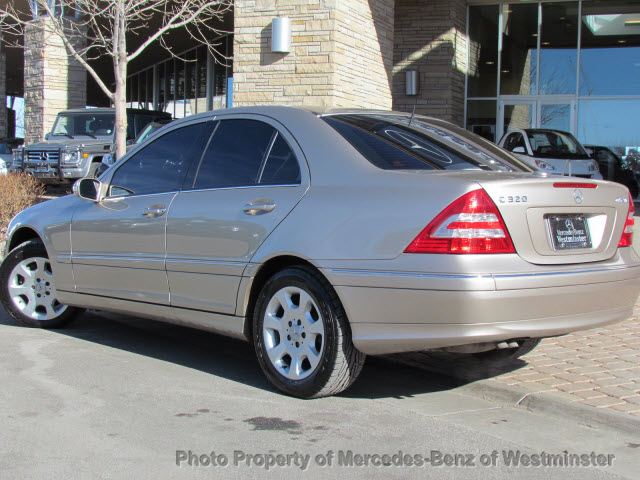 Mercedes-Benz C-Class 2005 photo 5