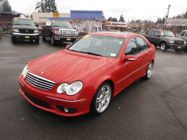 Mercedes-Benz C-Class LTZ Sport Utility Pickup 4D 5 1/4 Ft Unspecified