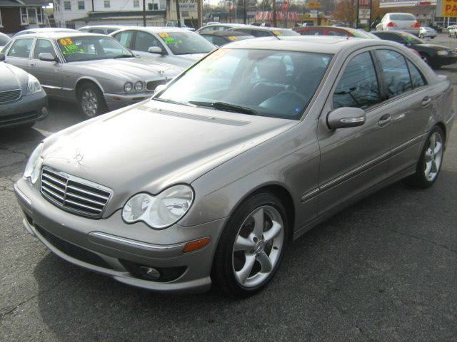 Mercedes-Benz C-Class 2005 photo 4