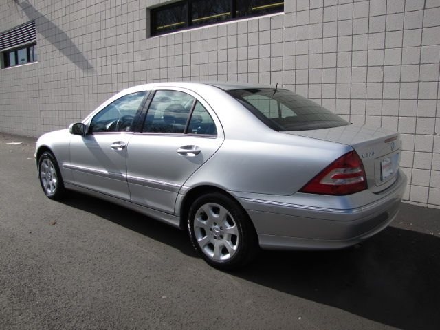 Mercedes-Benz C-Class 2005 photo 5