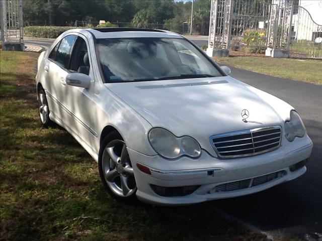 Mercedes-Benz C-Class 2005 photo 3