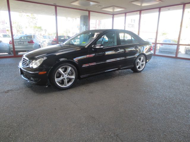 Mercedes-Benz C-Class 2005 photo 1