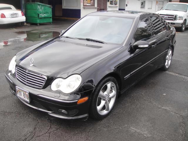 Mercedes-Benz C-Class 2005 photo 2