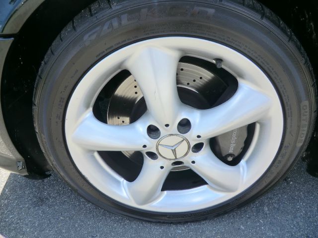 Mercedes-Benz C-Class 2005 photo 2