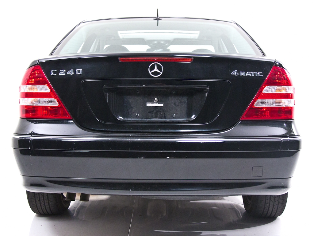 Mercedes-Benz C-Class 2005 photo 4