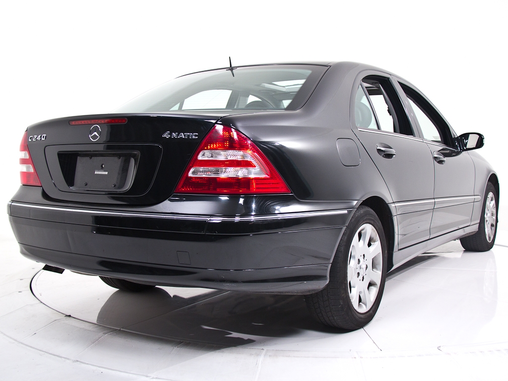 Mercedes-Benz C-Class 2005 photo 5