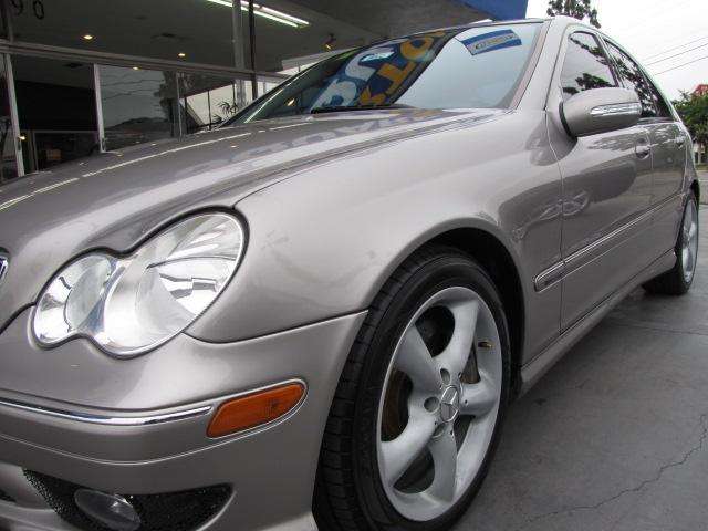 Mercedes-Benz C-Class LTZ Sport Utility Pickup 4D 5 1/4 Ft Sedan