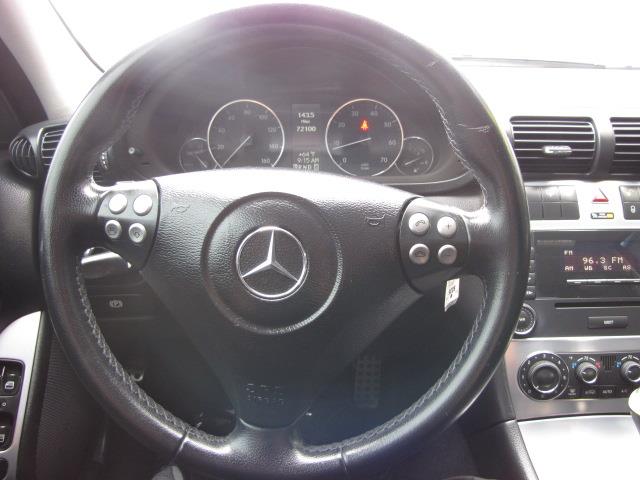 Mercedes-Benz C-Class 2005 photo 22