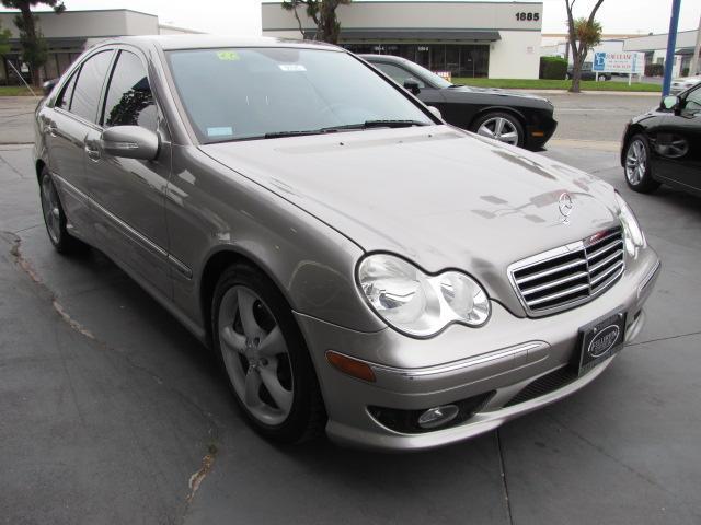 Mercedes-Benz C-Class 2005 photo 24