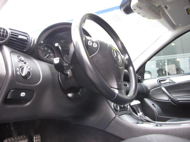 Mercedes-Benz C-Class 2005 photo 27
