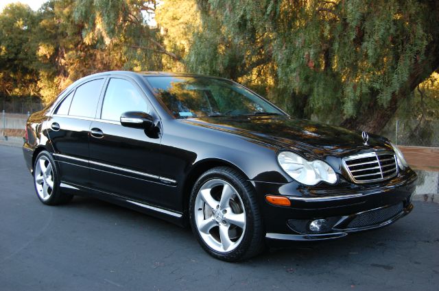 Mercedes-Benz C-Class 2005 photo 4