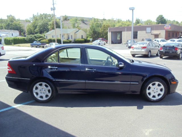 Mercedes-Benz C-Class 2005 photo 1