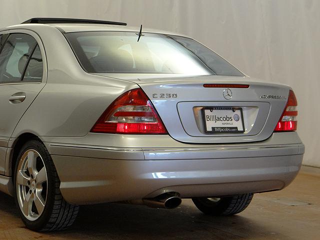 Mercedes-Benz C-Class 2005 photo 5