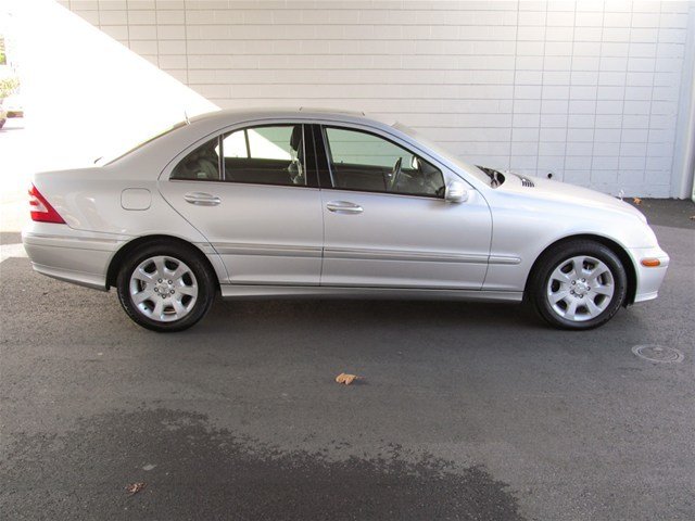 Mercedes-Benz C-Class 2005 photo 5
