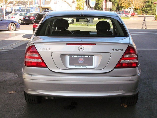 Mercedes-Benz C-Class 2005 photo 3