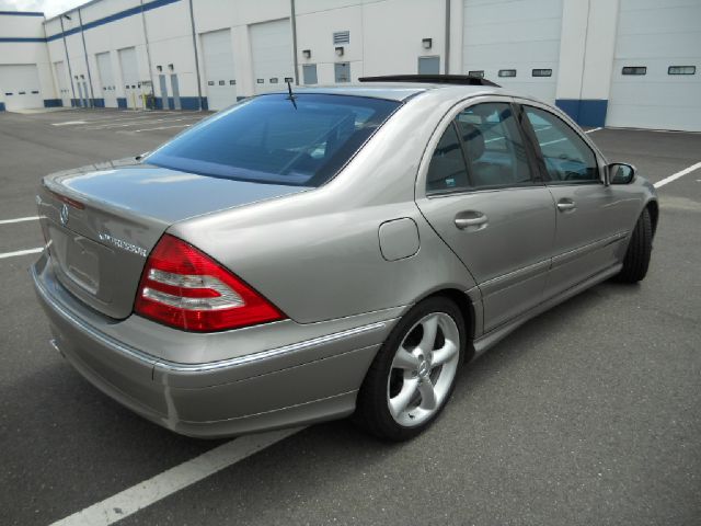 Mercedes-Benz C-Class 5DR 4WD CREW CA Sedan